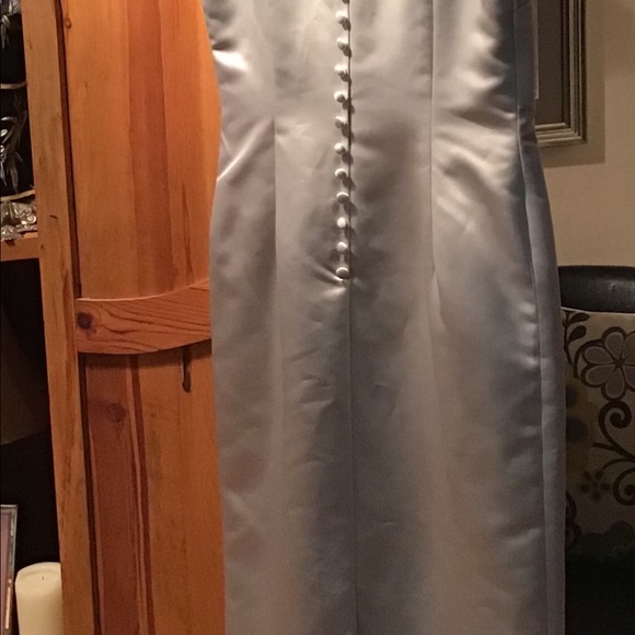 SOLD Formal Dress - Picture 6 of 7